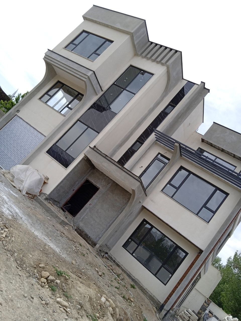 پروژه آقای رفعتی( بستنی رفعتی)