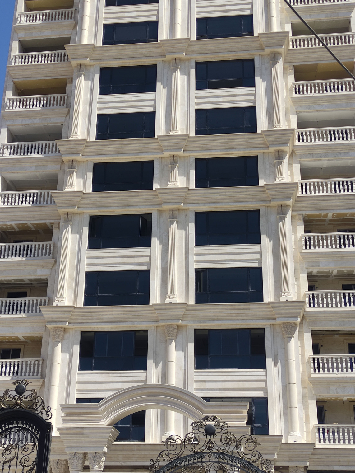 مهندس فخری